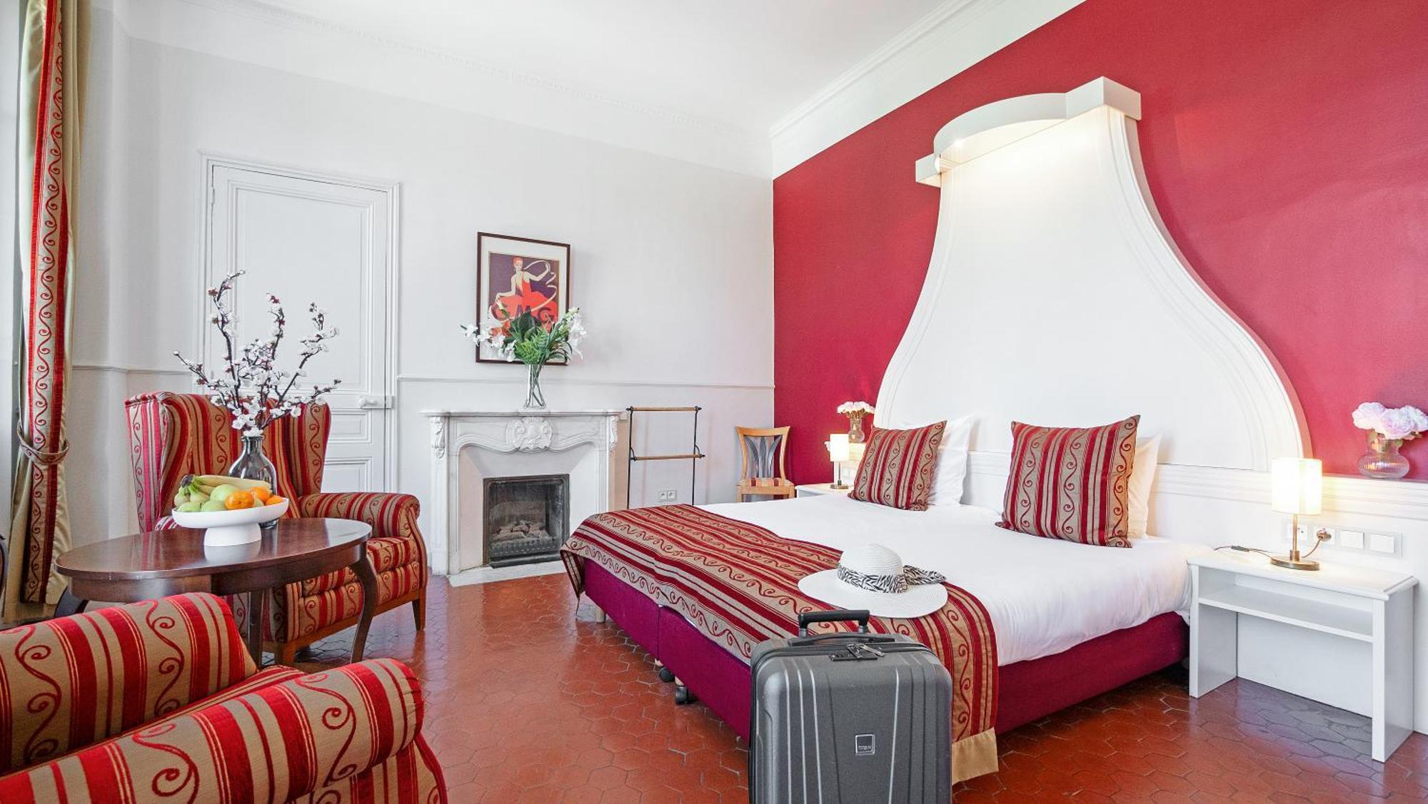 Hotel Les Tourelles Sainte-Maxime Kültér fotó