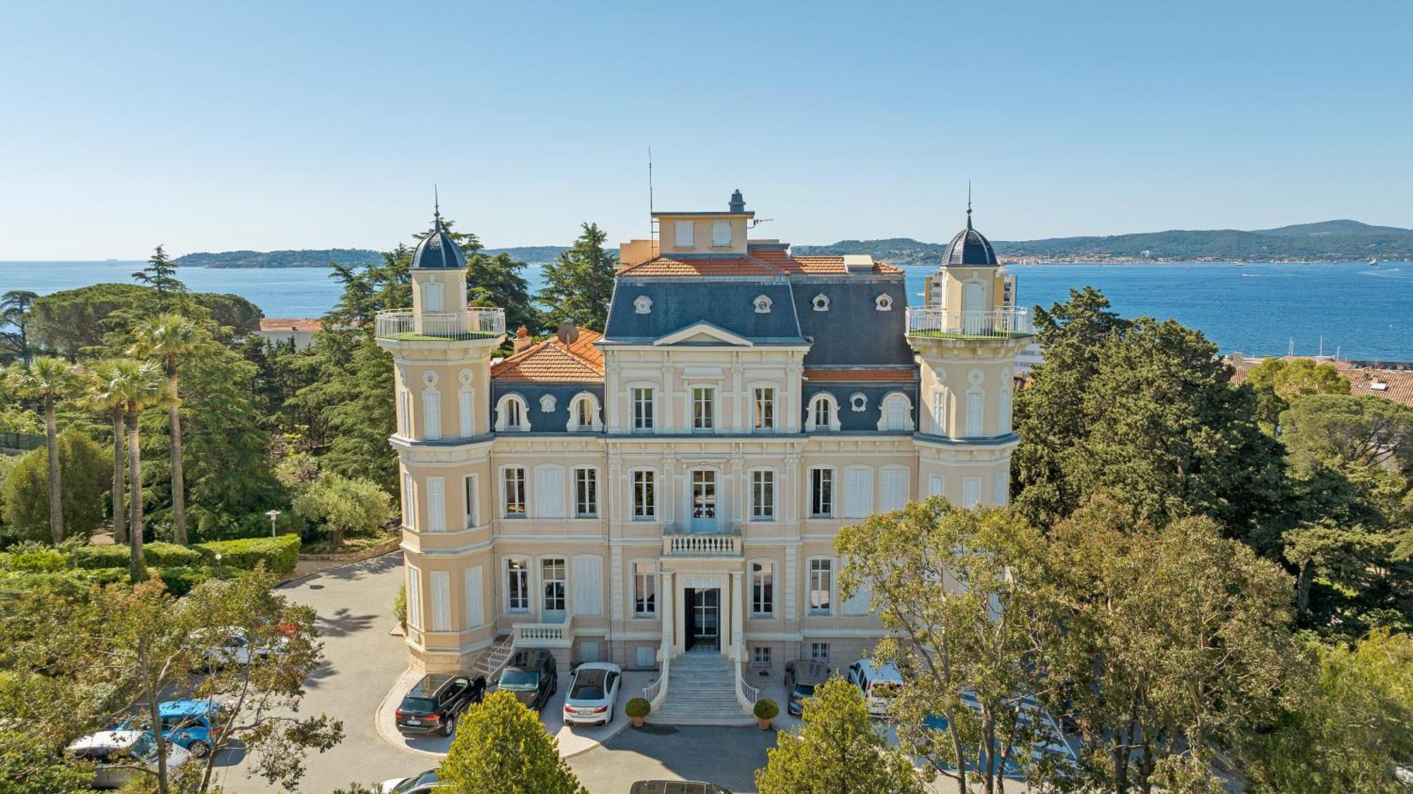 Hotel Les Tourelles Sainte-Maxime Kültér fotó