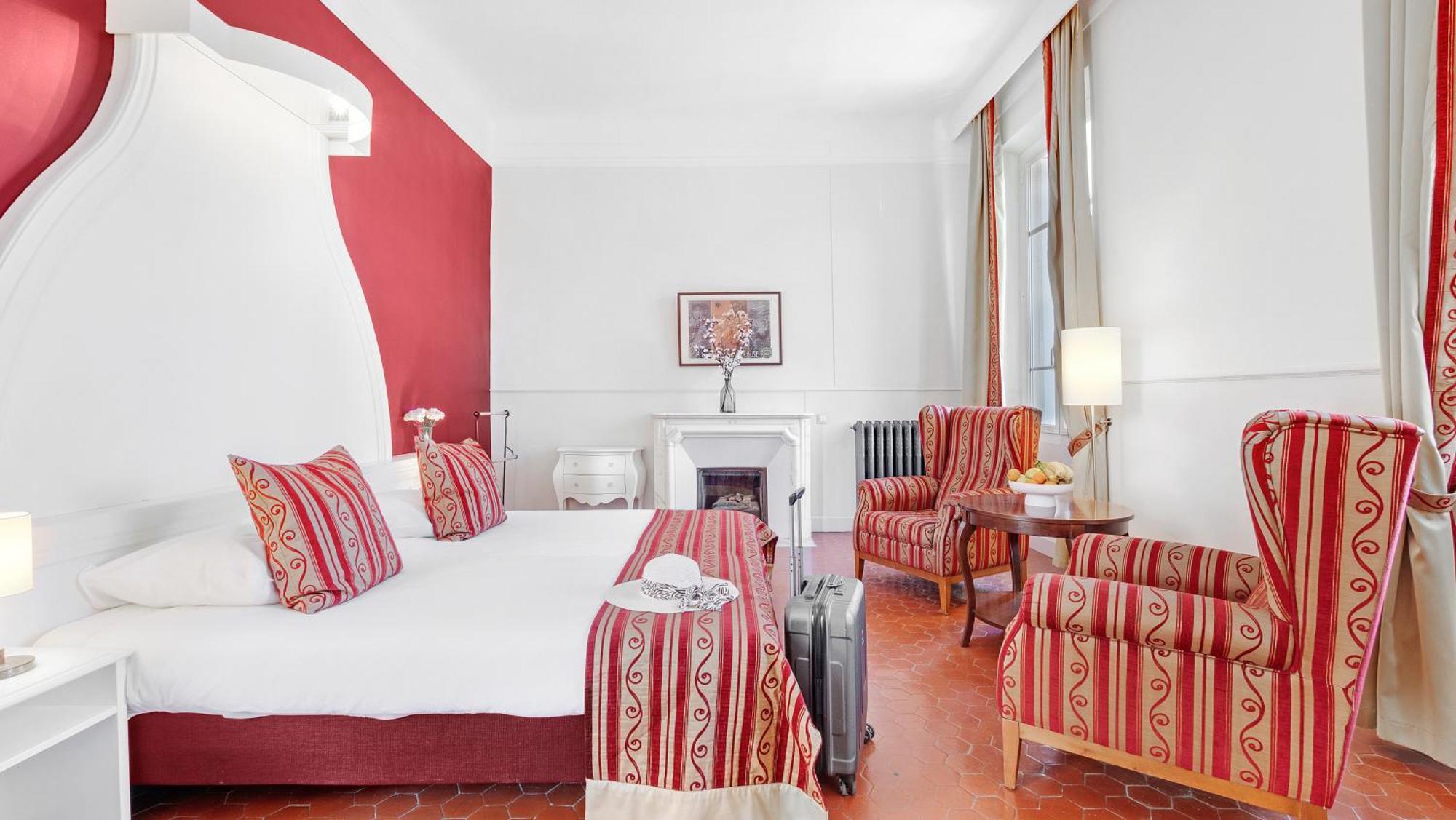 Hotel Les Tourelles Sainte-Maxime Kültér fotó