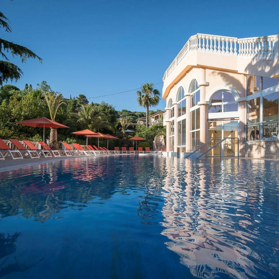 Hotel Les Tourelles Sainte-Maxime Kültér fotó